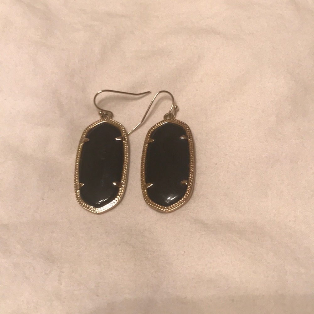 Kendra scott Elle earrings